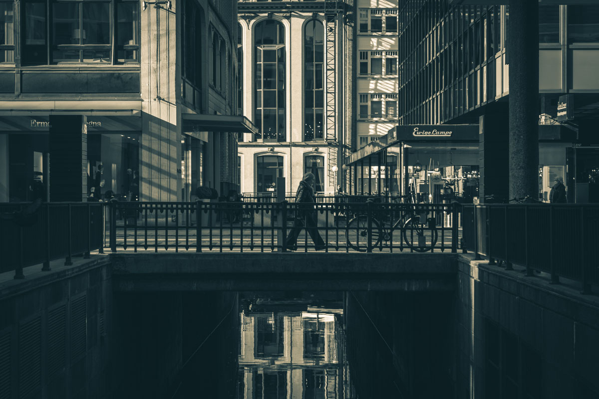 Eine Brücke